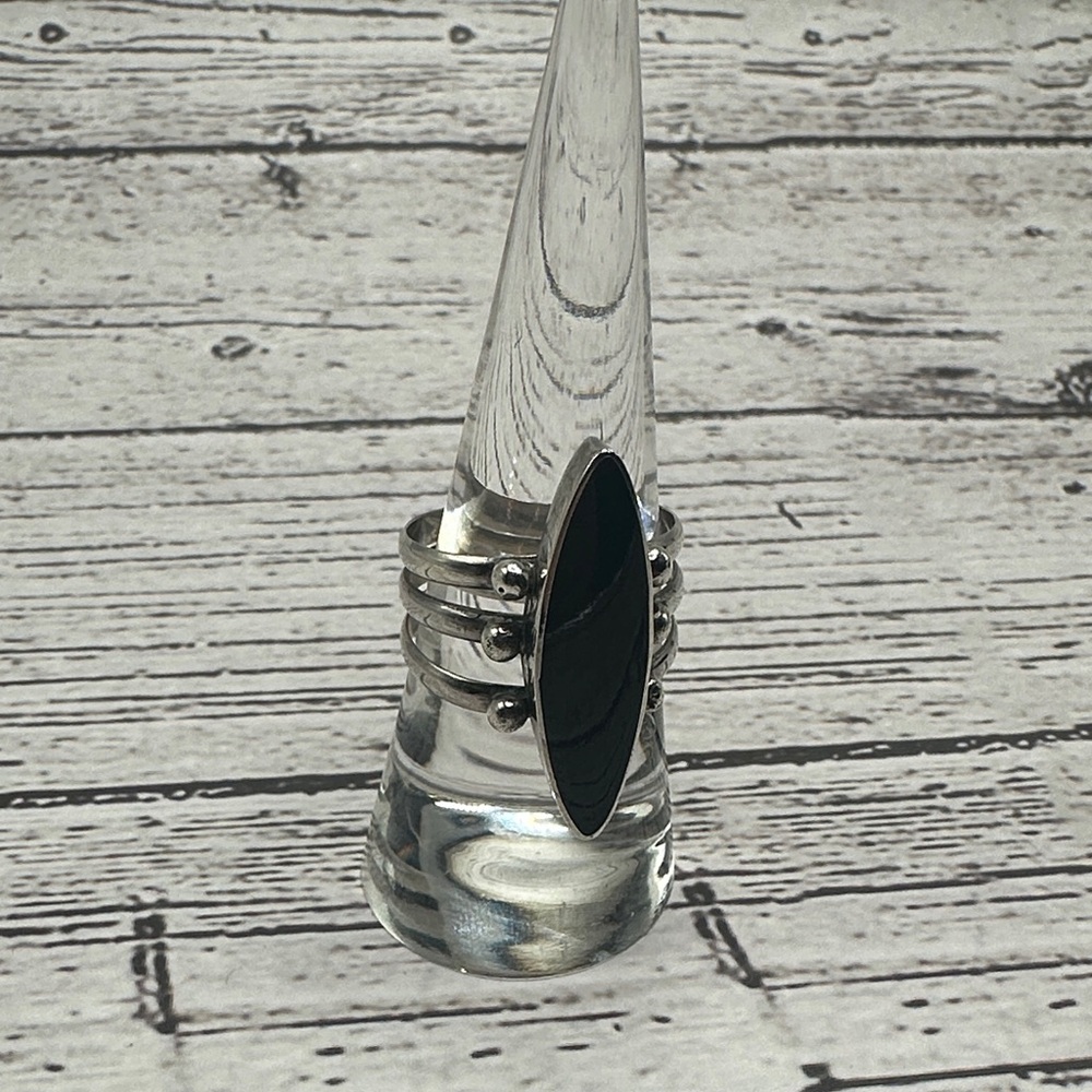 Silver Band Ring with Black Marquise Stone